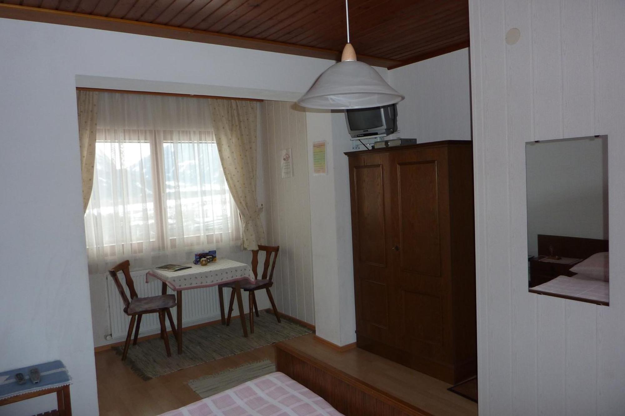 Appartement Haus Zwischenberger à Dölsach Extérieur photo