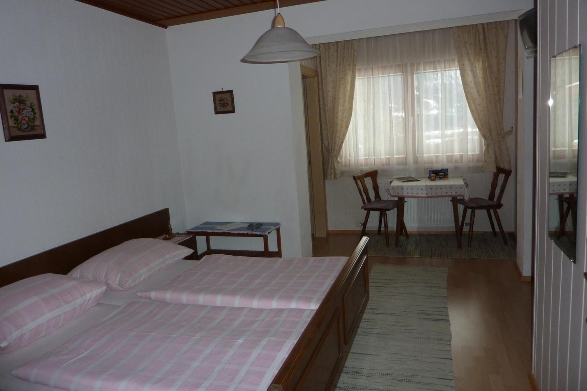 Appartement Haus Zwischenberger à Dölsach Extérieur photo